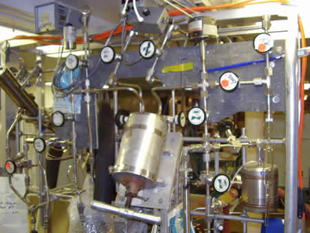 Processing gas tight samples