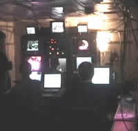 image of ROPOS control room, click for full size