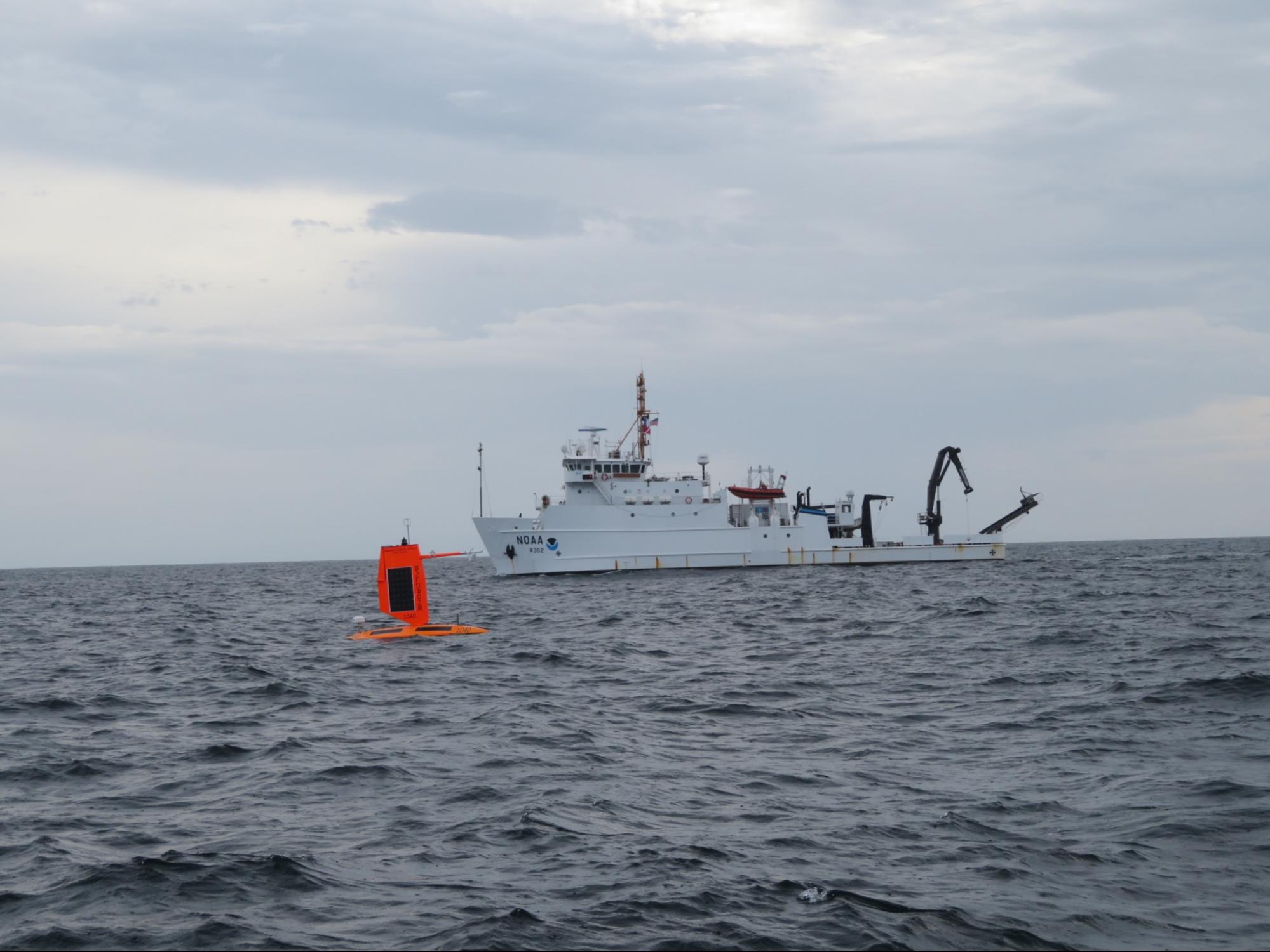NOAA Ship Nancy Foster with Saildrone 1040 in the foreground