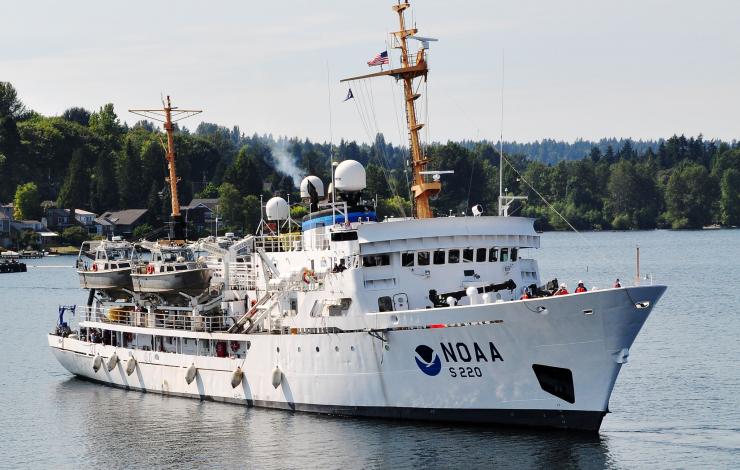 photo of NOAA Ship Fairweather